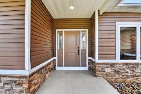 4066 Knollbrook Drive Norton OH 44203
