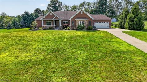 4066 Knollbrook Drive Norton OH 44203