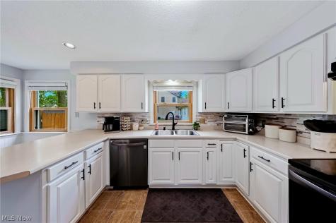 487 West Street Wadsworth OH 44281