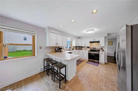 487 West Street Wadsworth OH 44281