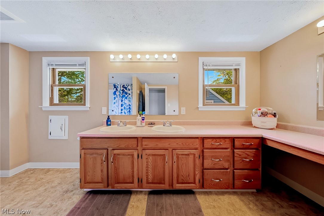 487 West Street Wadsworth OH 44281