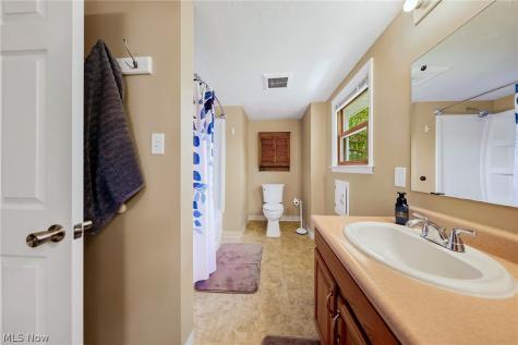 487 West Street Wadsworth OH 44281