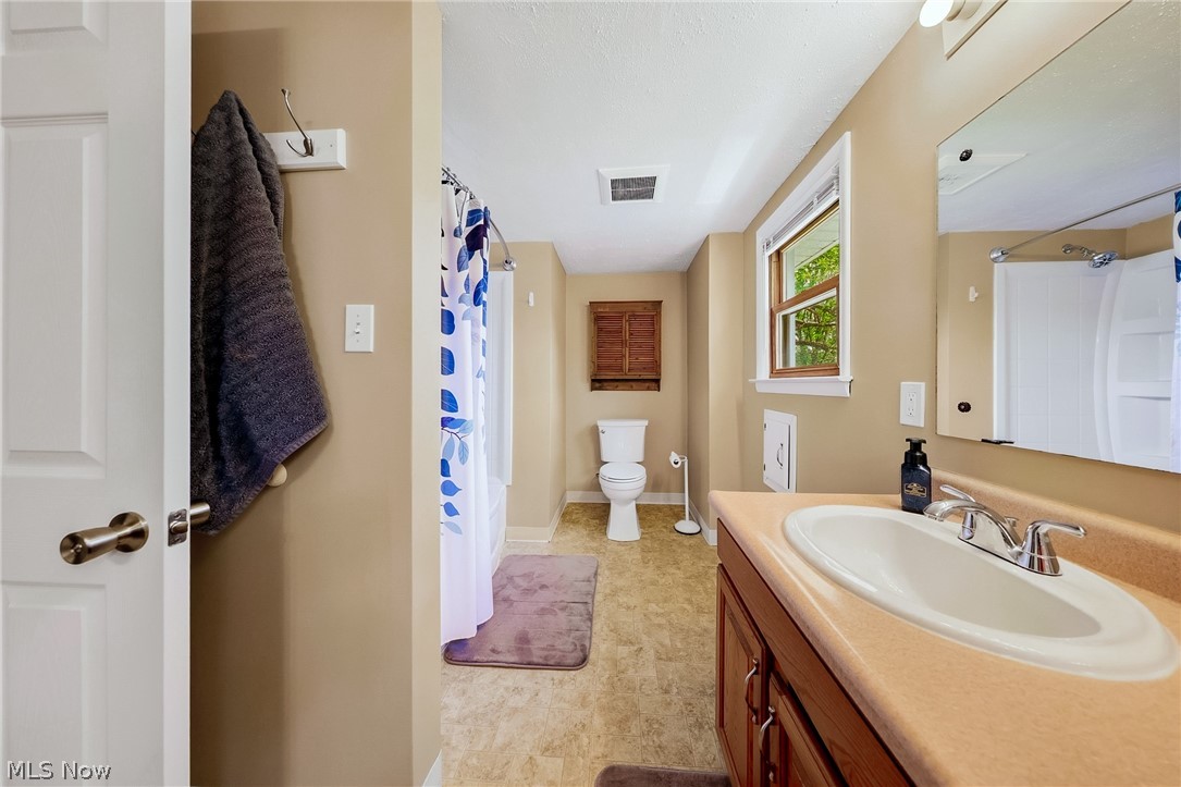 487 West Street Wadsworth OH 44281