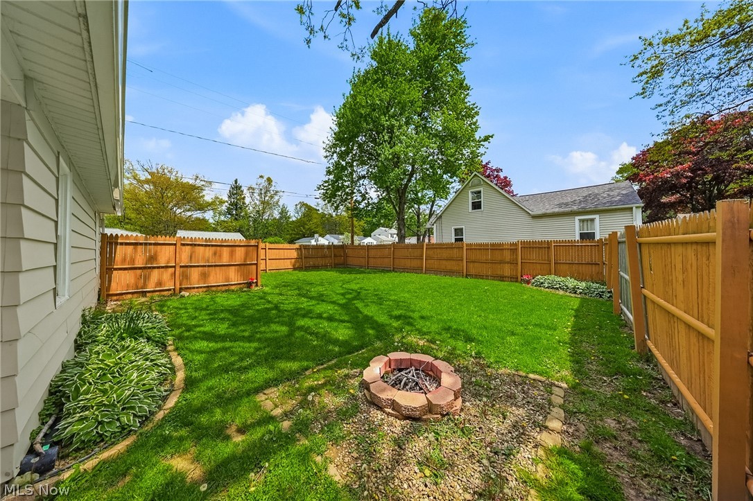 487 West Street Wadsworth OH 44281