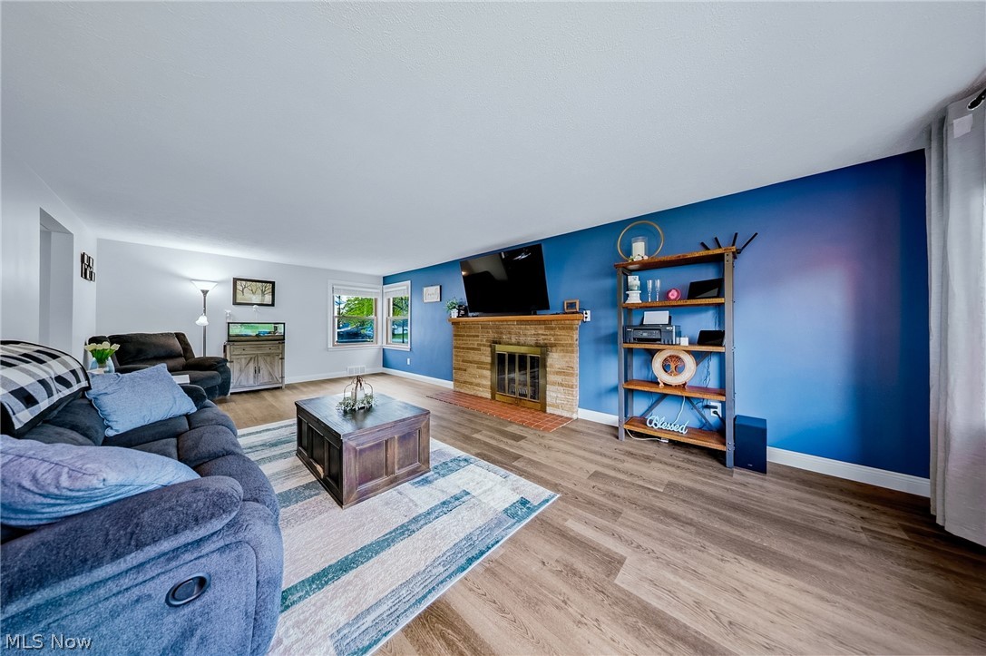487 West Street Wadsworth OH 44281