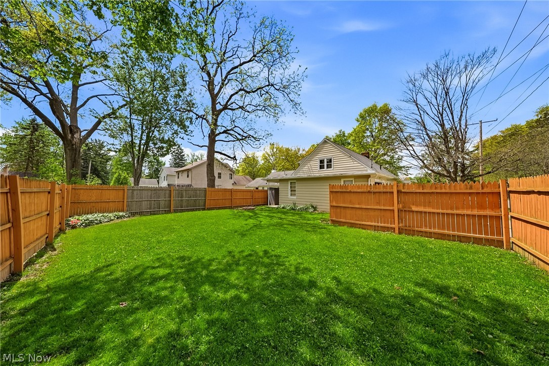 487 West Street Wadsworth OH 44281