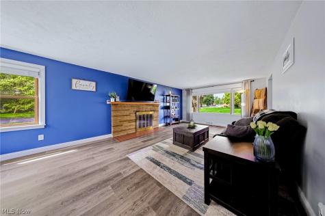 487 West Street Wadsworth OH 44281