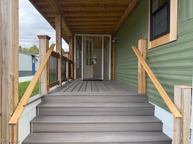 81 Helen Street Barberton OH 44203