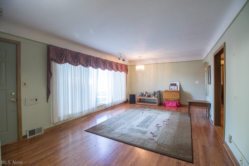1762 Empire Road Wickliffe OH 44092
