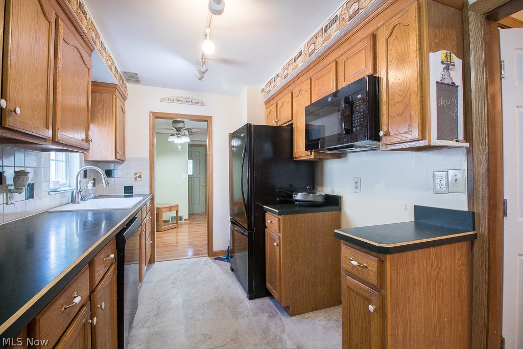 1762 Empire Road Wickliffe OH 44092