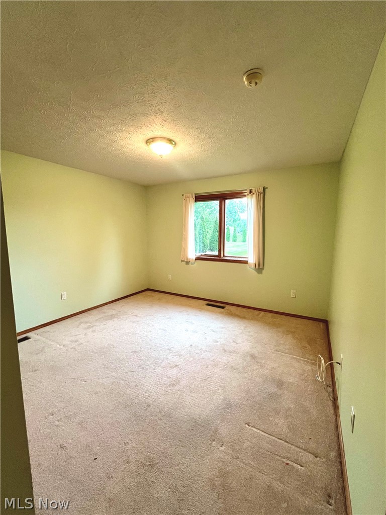 33037 Pebblebrook Drive North Ridgeville OH 44039