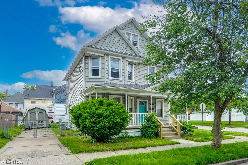 123 7th Street NW Barberton OH 44203