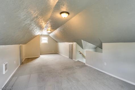 123 7th Street NW Barberton OH 44203