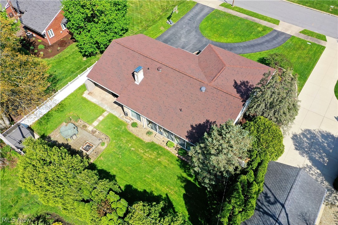 3210 Halsey Drive NE Warren OH 44483