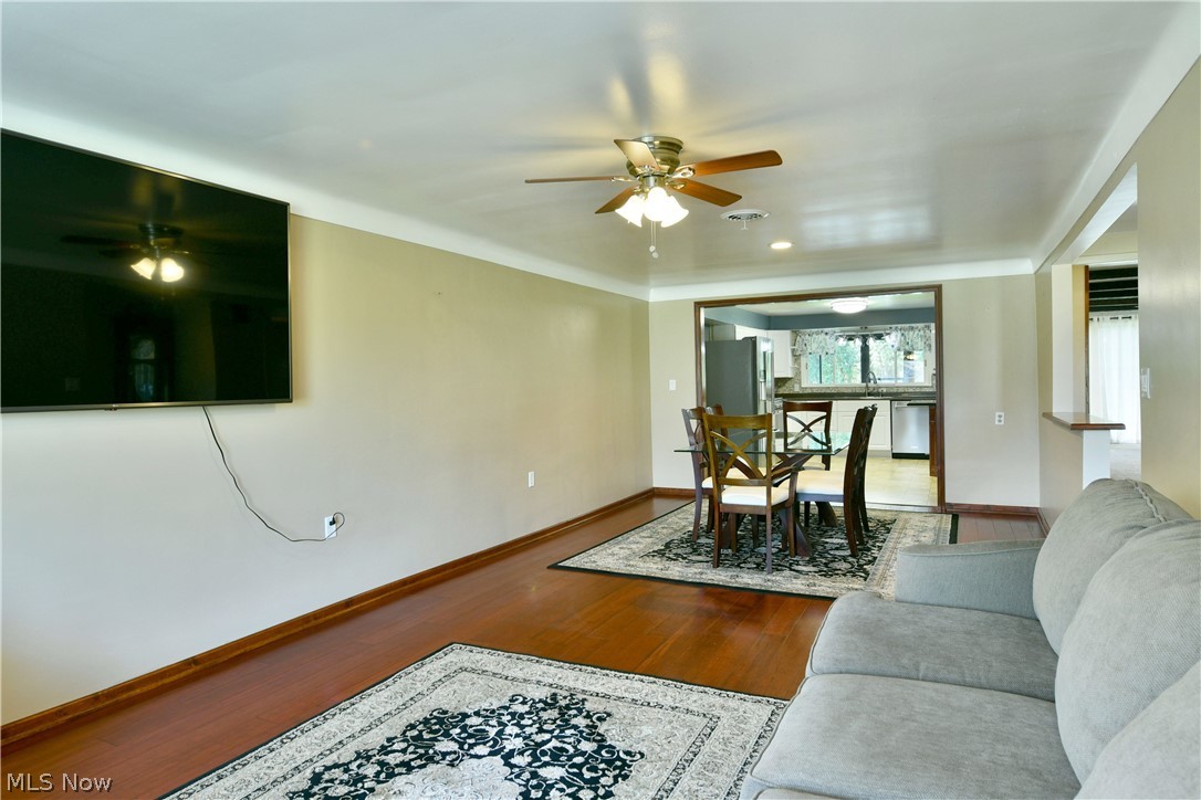 3210 Halsey Drive NE Warren OH 44483