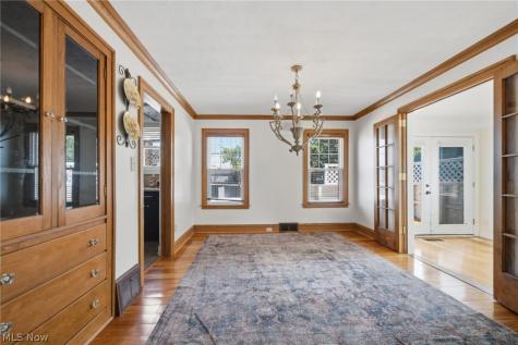 1415 Blossom Park Avenue Lakewood OH 44107