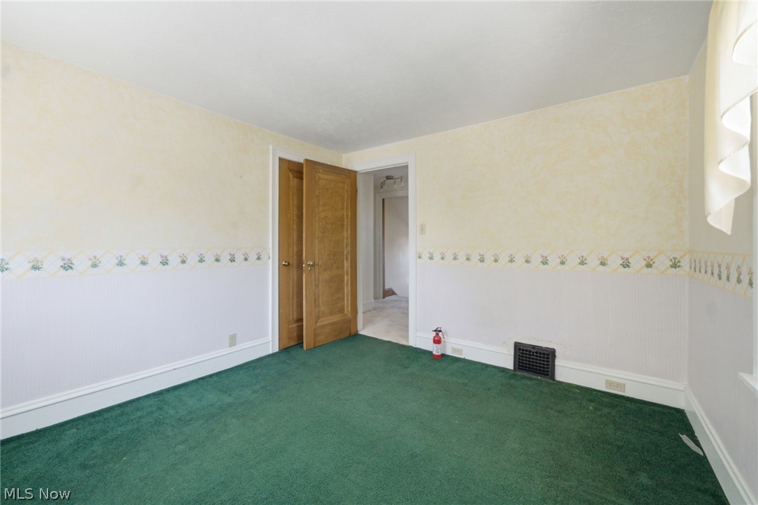 1415 Blossom Park Avenue Lakewood OH 44107