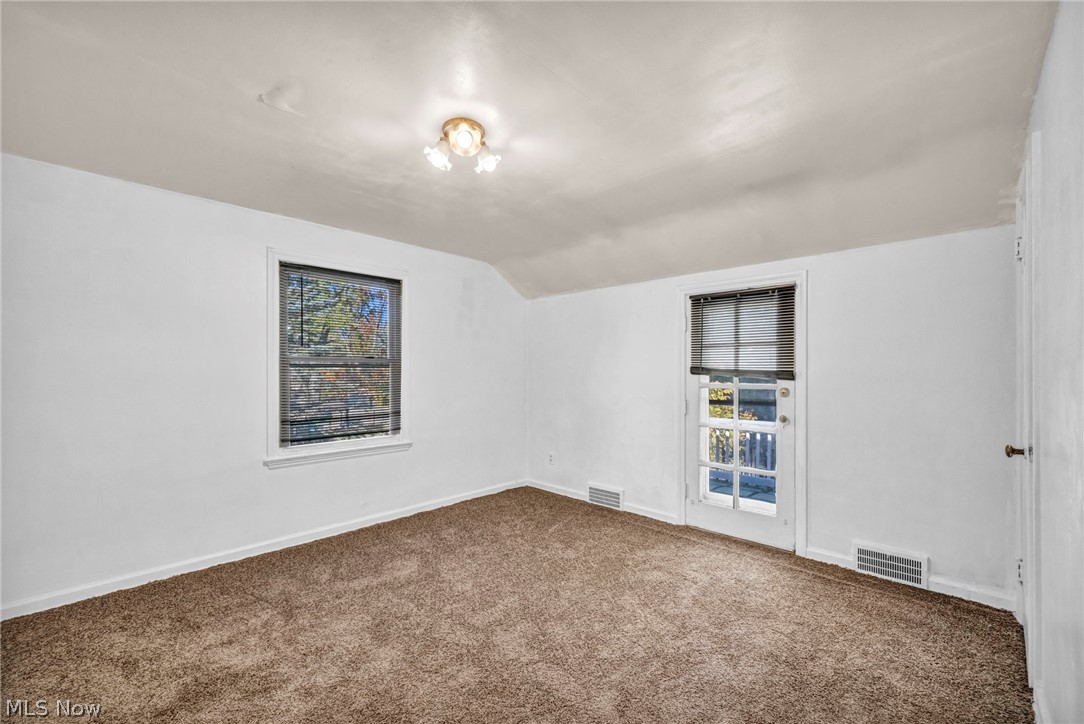 5171 Homewood Avenue Maple Heights OH 44137