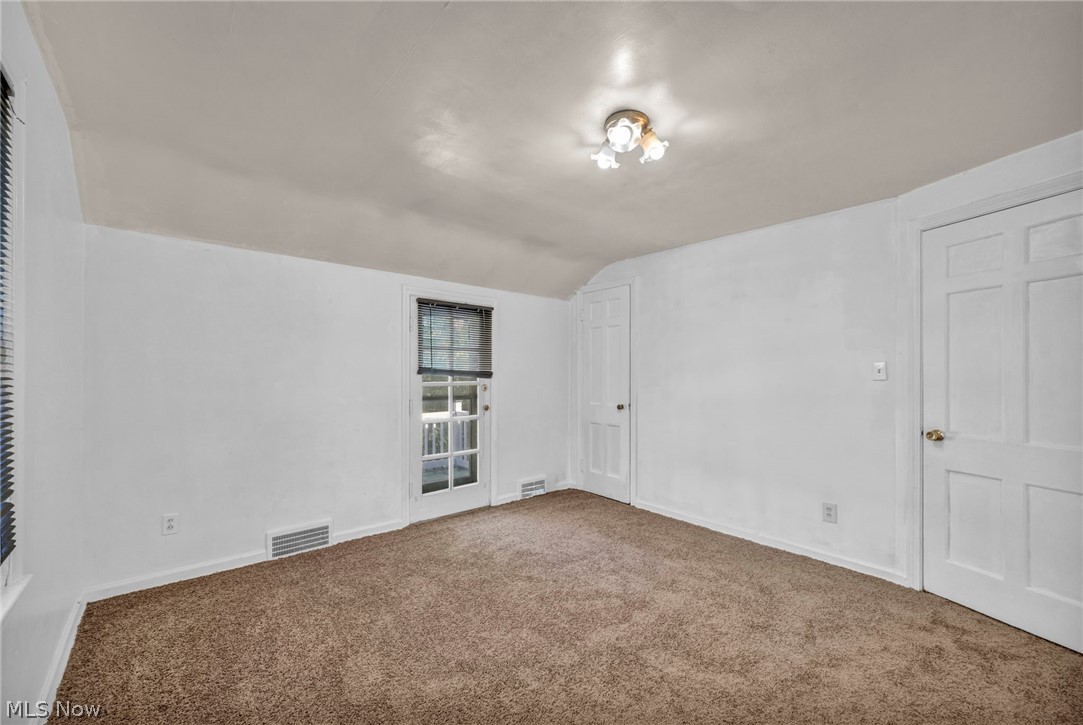 5171 Homewood Avenue Maple Heights OH 44137