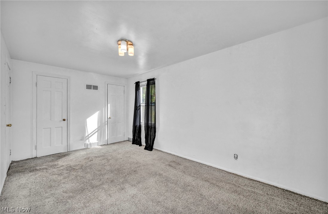 5171 Homewood Avenue Maple Heights OH 44137