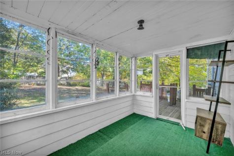5171 Homewood Avenue Maple Heights OH 44137