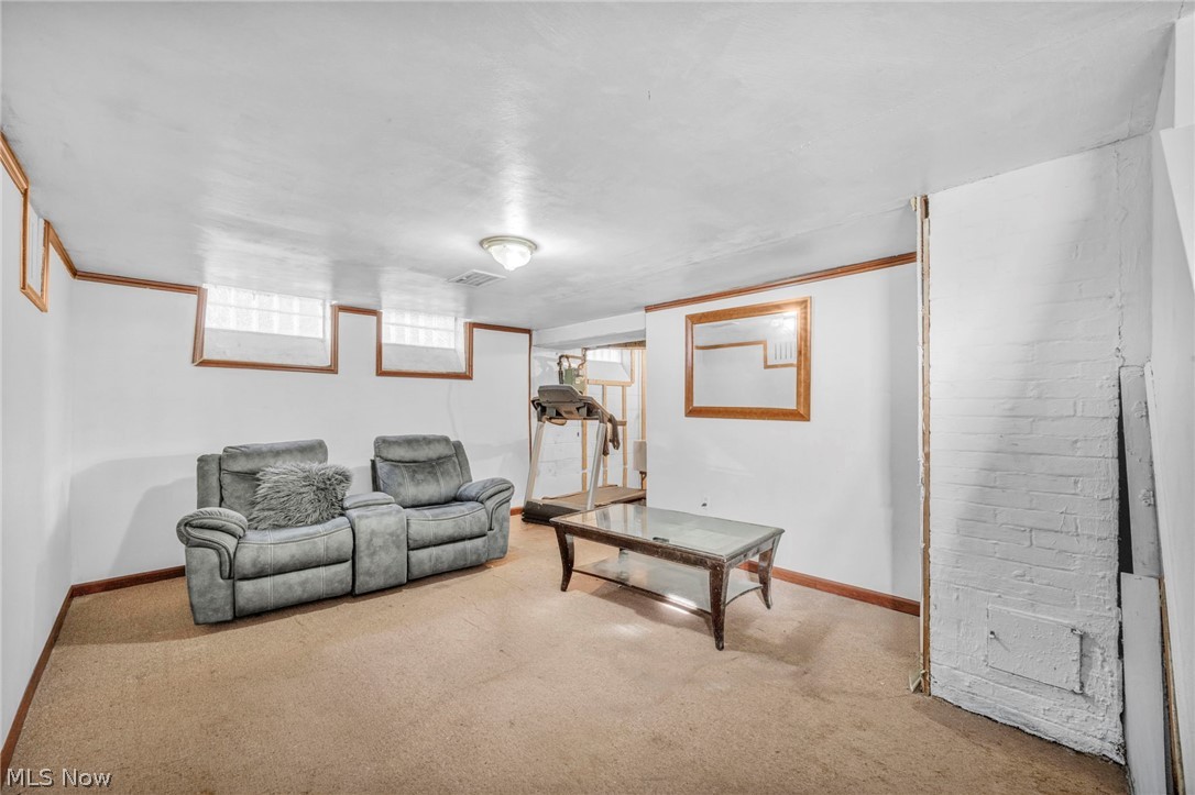 5171 Homewood Avenue Maple Heights OH 44137
