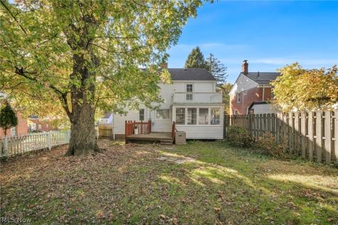 5171 Homewood Avenue Maple Heights OH 44137