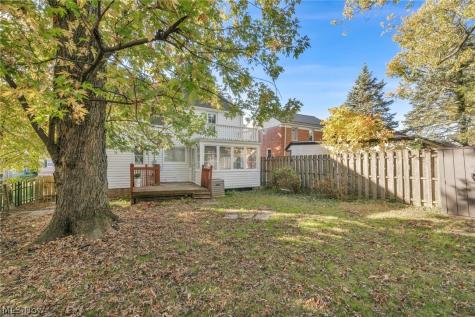 5171 Homewood Avenue Maple Heights OH 44137