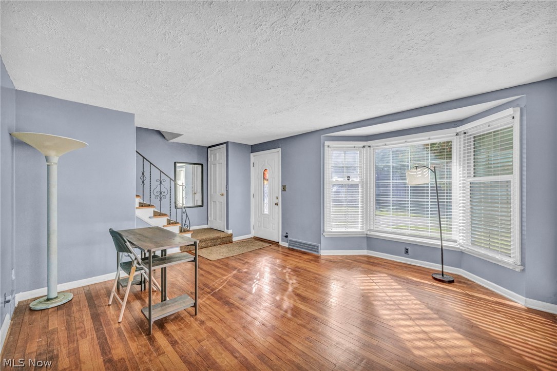 5171 Homewood Avenue Maple Heights OH 44137