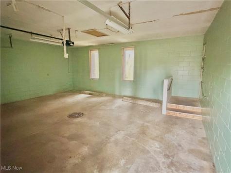 2898 Canton Road Uniontown OH 44685