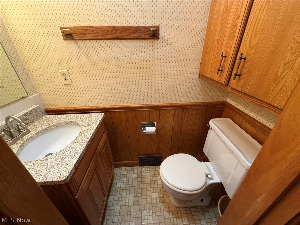 2902 Downeys Hill Drive NE Dover OH 44622