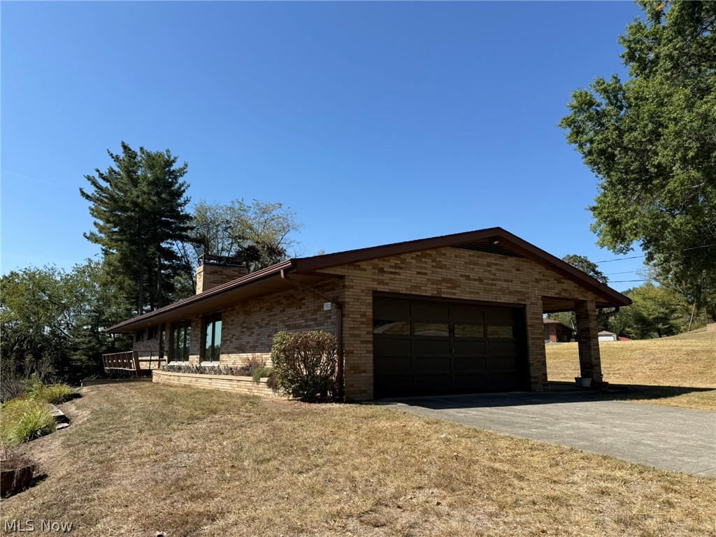 2902 Downeys Hill Drive NE Dover OH 44622