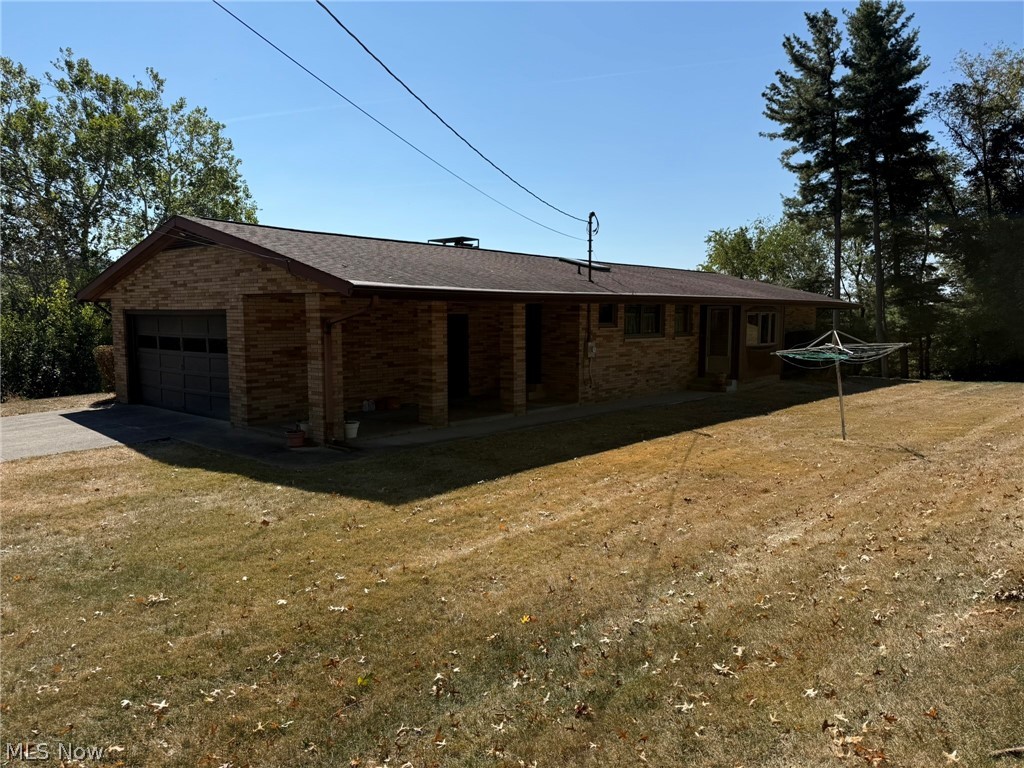 2902 Downeys Hill Drive NE Dover OH 44622