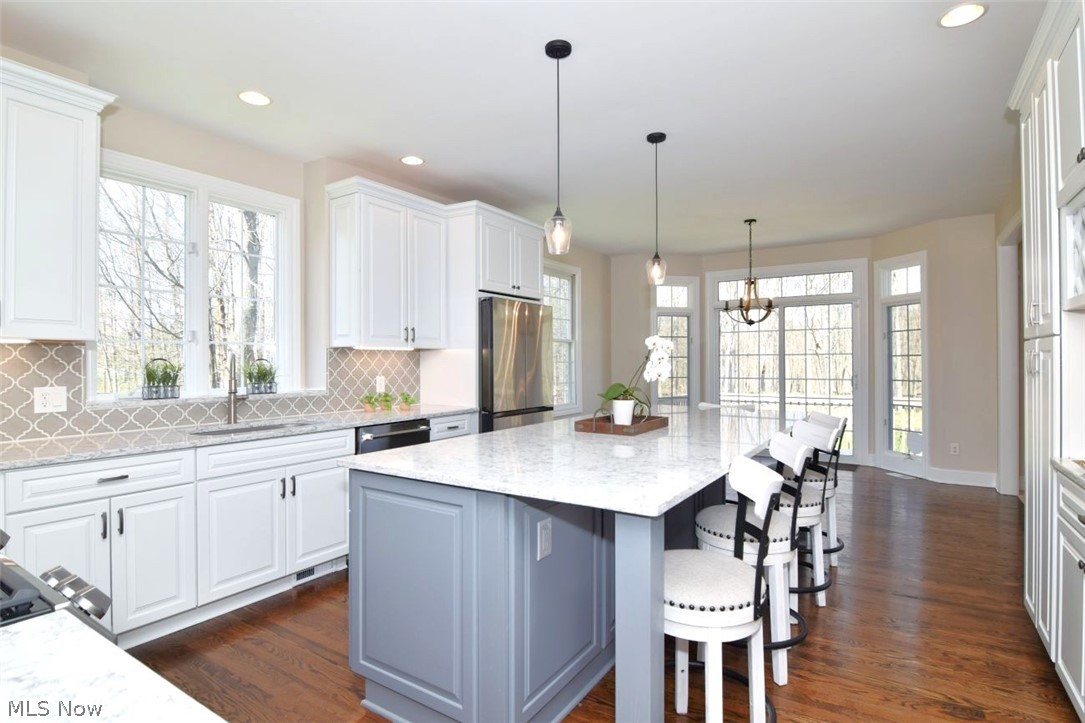 8118 Darbys Run Chagrin Falls OH 44023