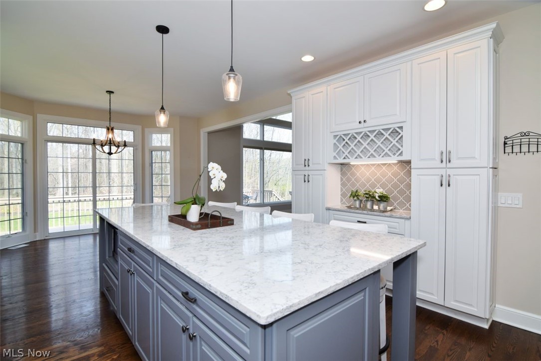 8118 Darbys Run Chagrin Falls OH 44023