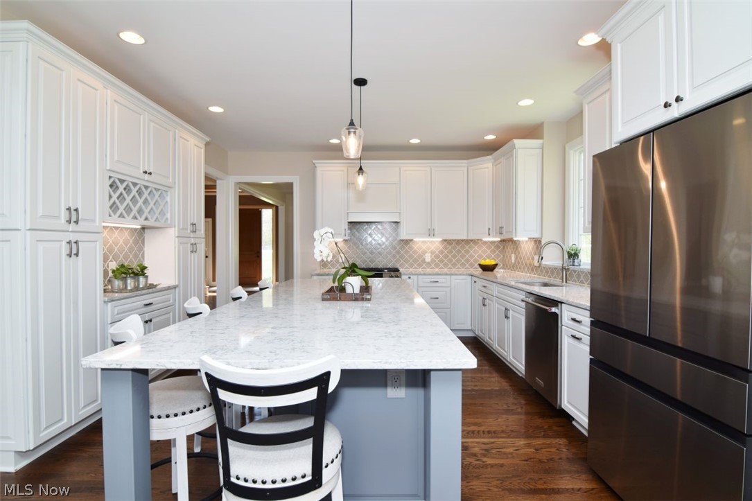 8118 Darbys Run Chagrin Falls OH 44023