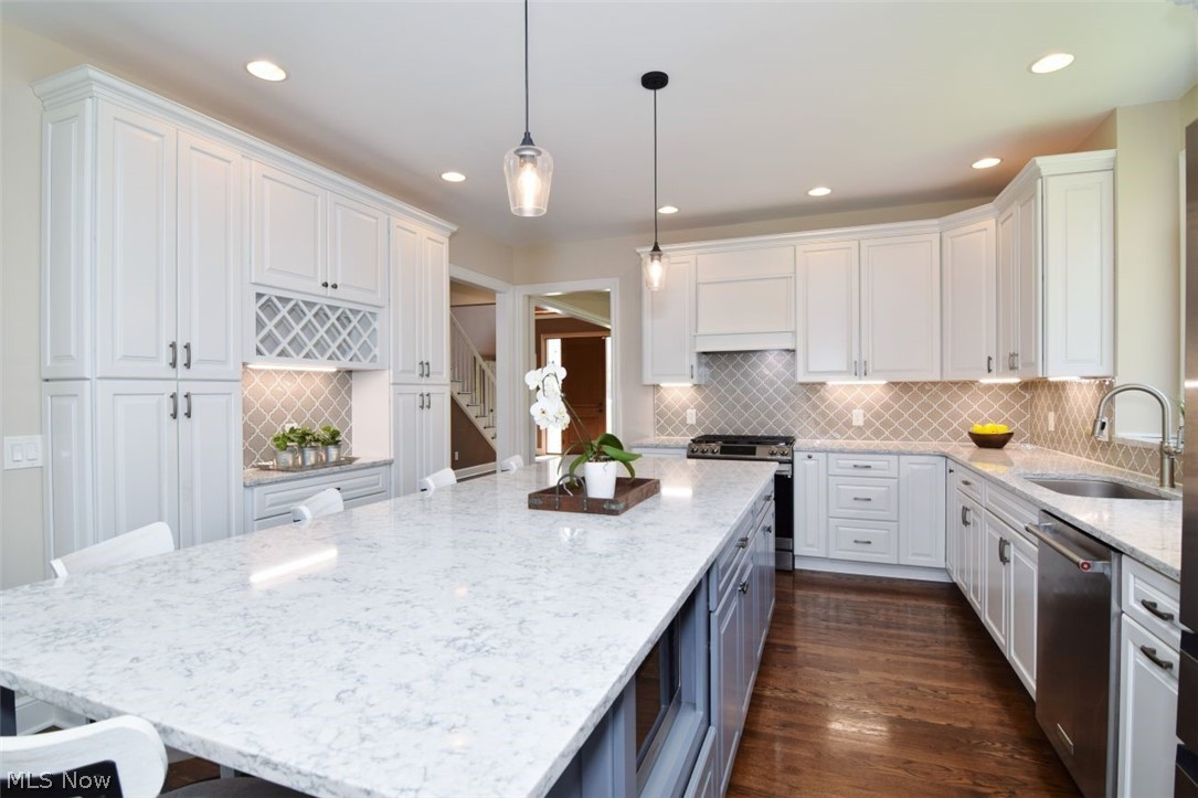 8118 Darbys Run Chagrin Falls OH 44023