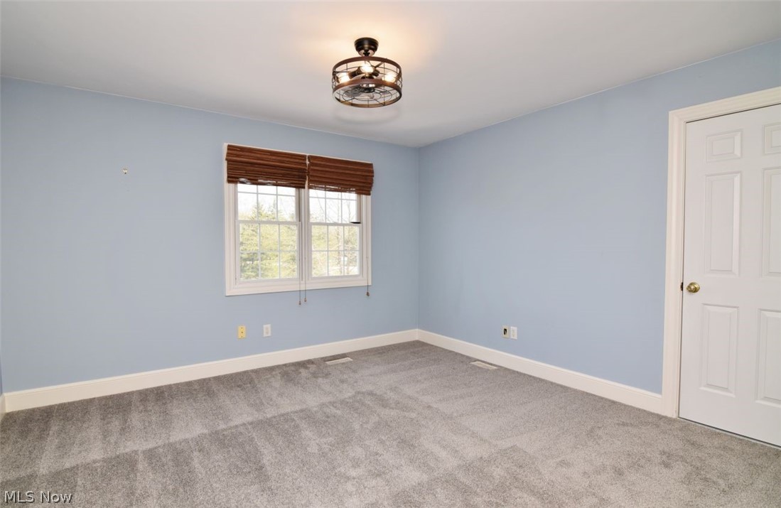 8118 Darbys Run Chagrin Falls OH 44023