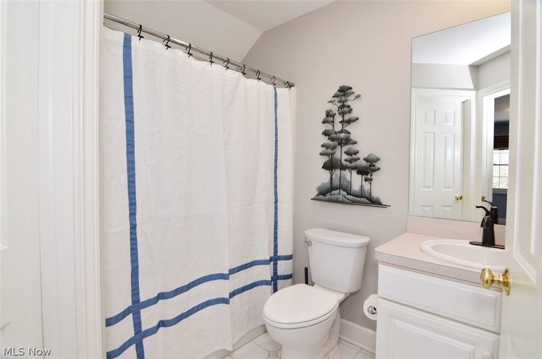 8118 Darbys Run Chagrin Falls OH 44023