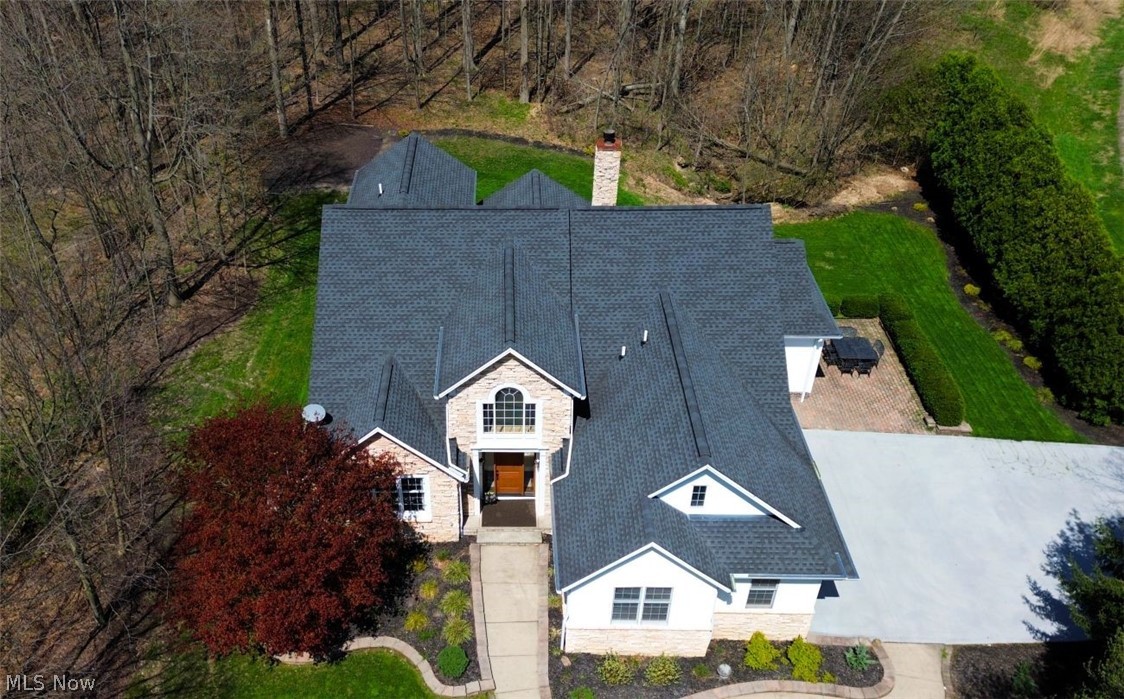 8118 Darbys Run Chagrin Falls OH 44023