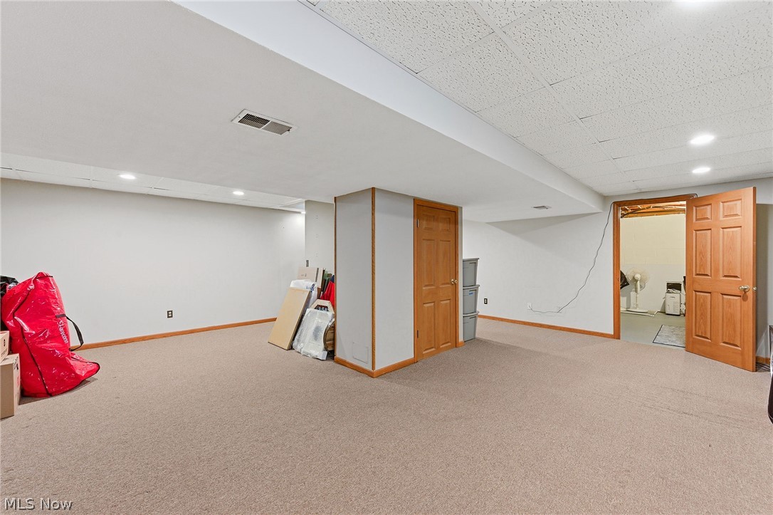1271 Atterbury Drive Macedonia OH 44056