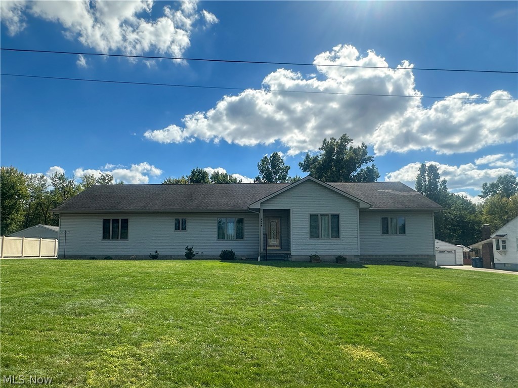 419 Secrist Lane Girard OH 44420