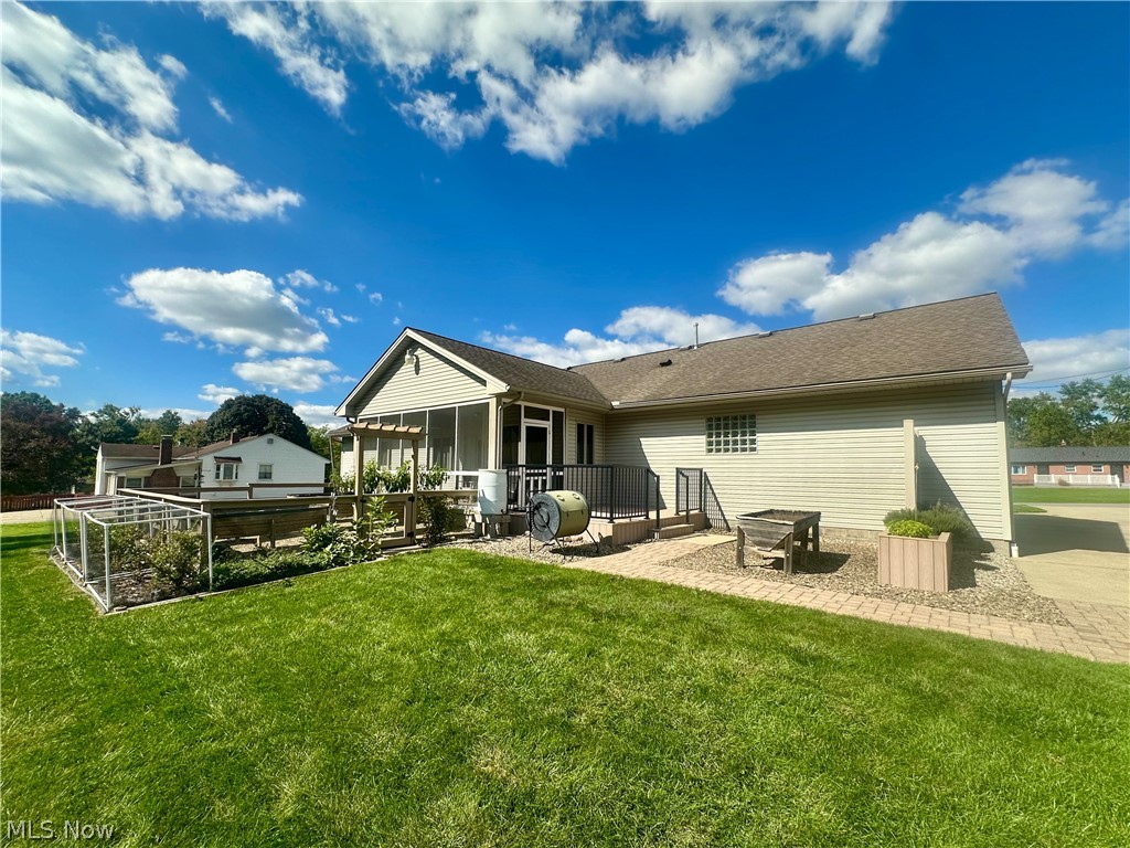 419 Secrist Lane Girard OH 44420