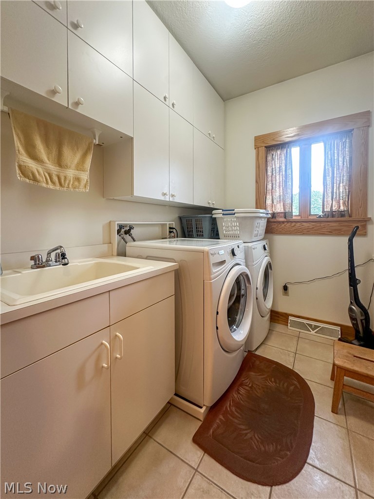 419 Secrist Lane Girard OH 44420