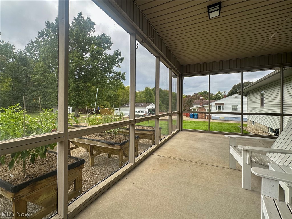 419 Secrist Lane Girard OH 44420