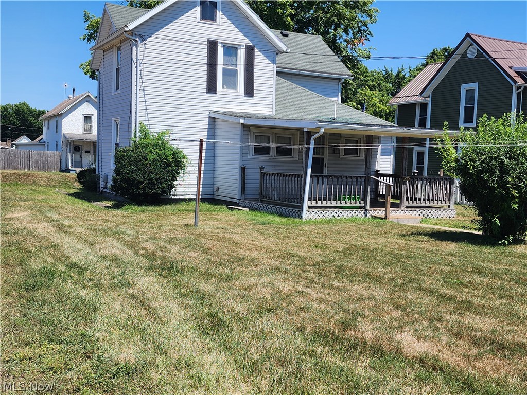 743 Pine Street Coshocton OH 43812