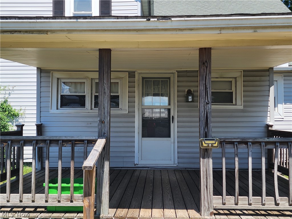 743 Pine Street Coshocton OH 43812