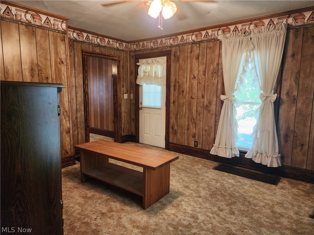 743 Pine Street Coshocton OH 43812