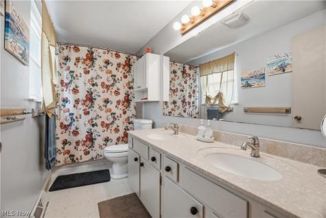 36515 Starboard Drive Eastlake OH 44095