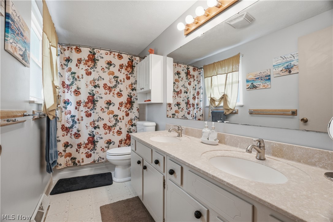 36515 Starboard Drive Eastlake OH 44095